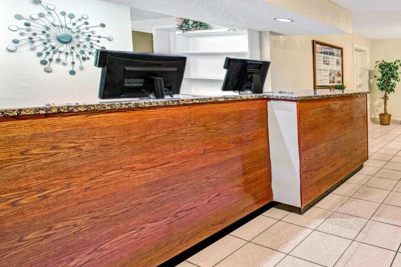Готель Super 8 By Wyndham Kissimmee/Maingate/Orlando Area Селебрейшн Екстер'єр фото