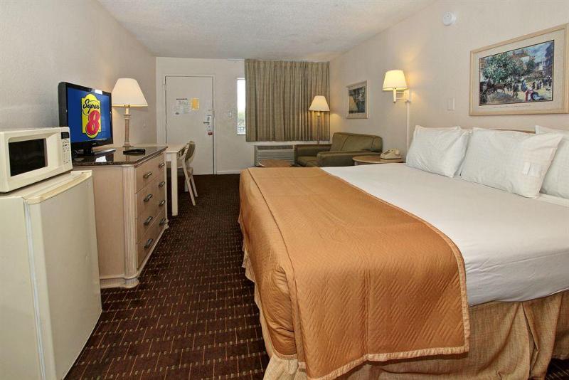 Готель Super 8 By Wyndham Kissimmee/Maingate/Orlando Area Селебрейшн Екстер'єр фото